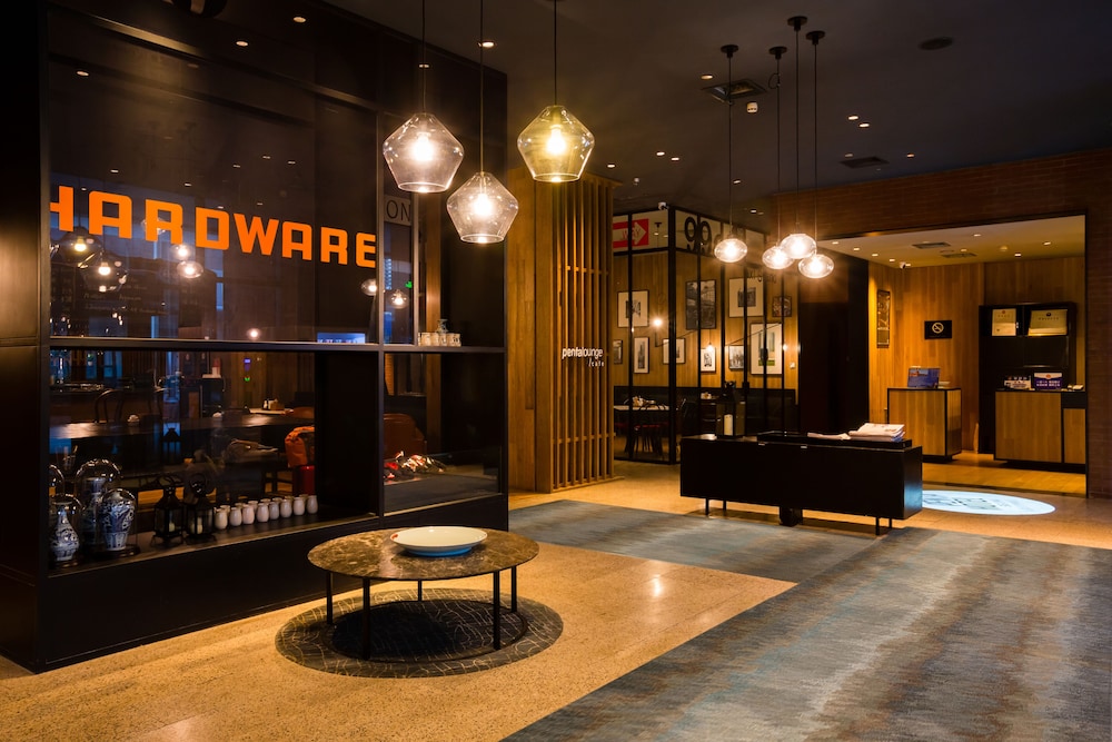 beijing new world center tongpai hotel