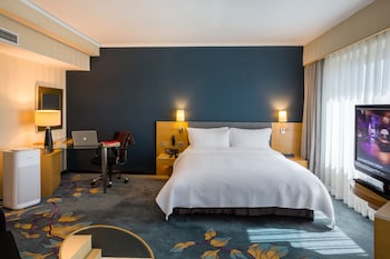 beijing new world center tongpai hotel