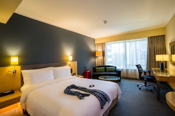 beijing new world center tongpai hotel