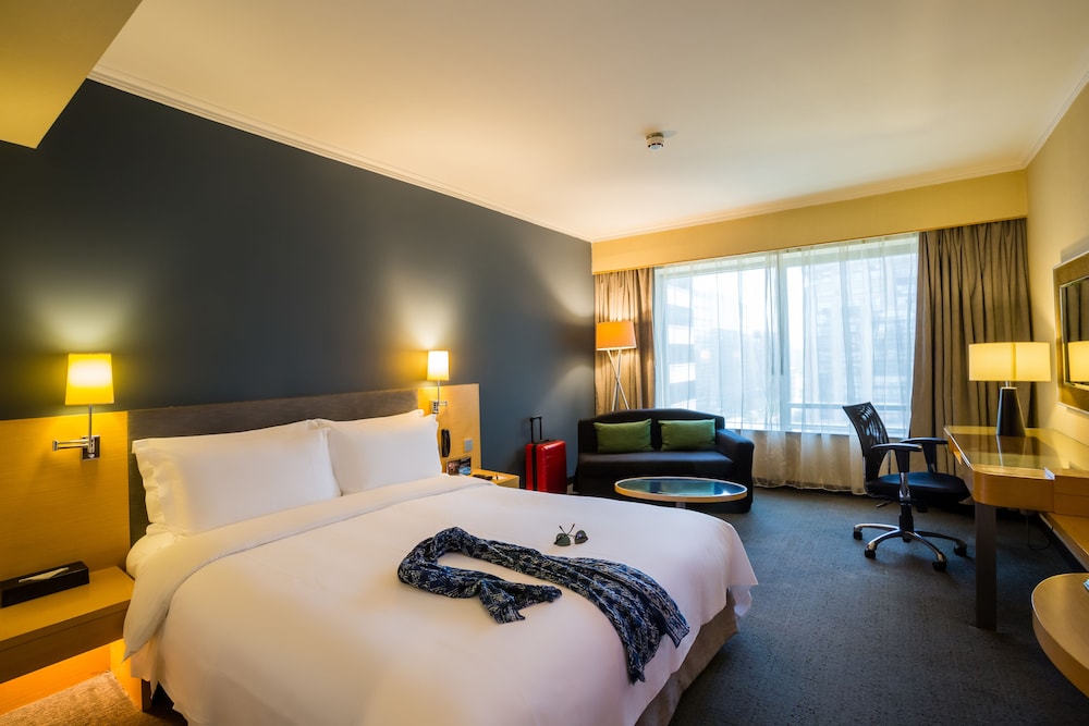 beijing new world center tongpai hotel