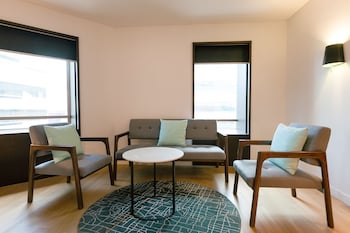 beijing new world center tongpai hotel