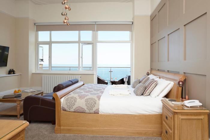 luccombe hall hotel
