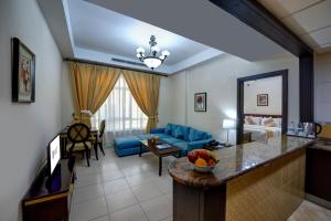 al hayat hotel apartments
