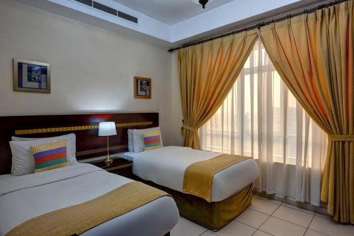 al hayat hotel apartments