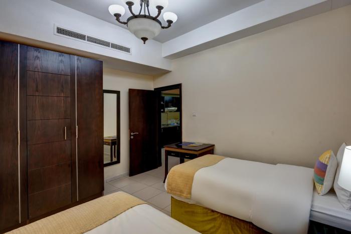 al hayat hotel apartments