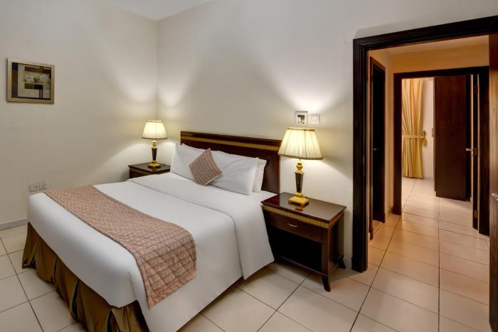 al hayat hotel apartments