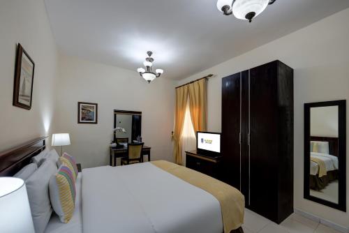 al hayat hotel apartments