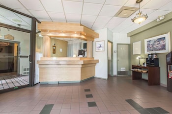 quality hotel and suites