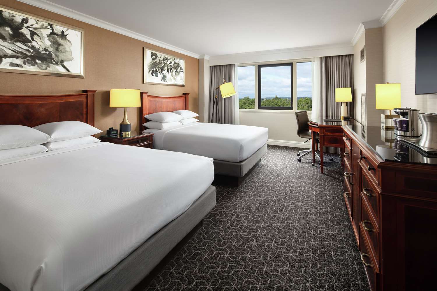 hilton short hills
