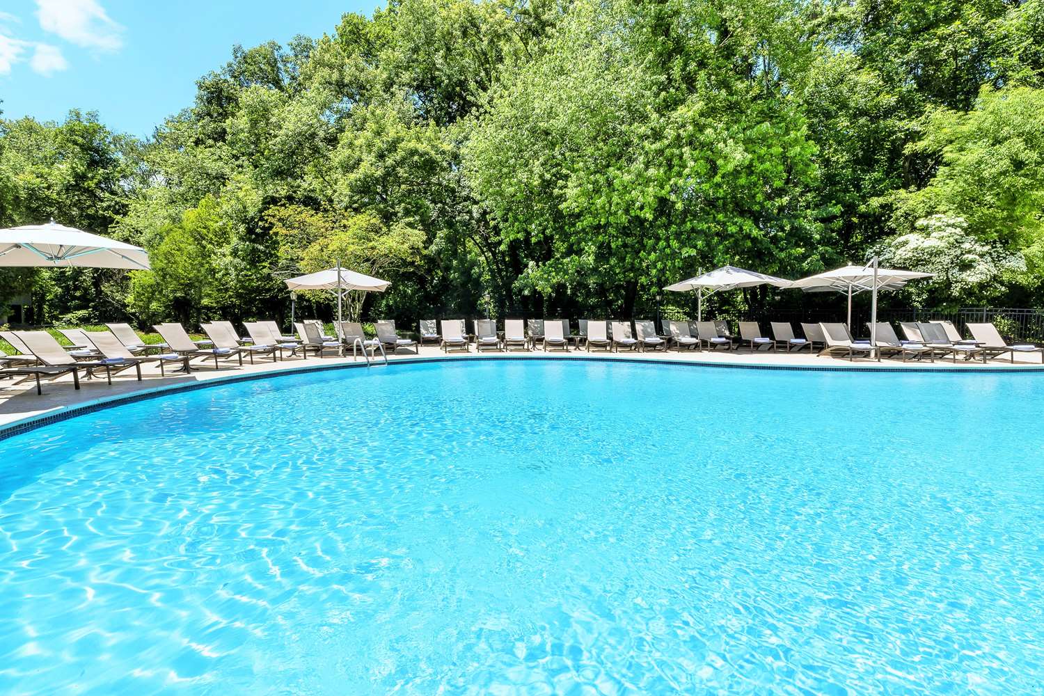 hilton short hills