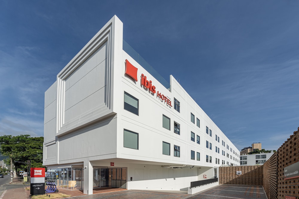 ibis chiang mai nimman journeyhub