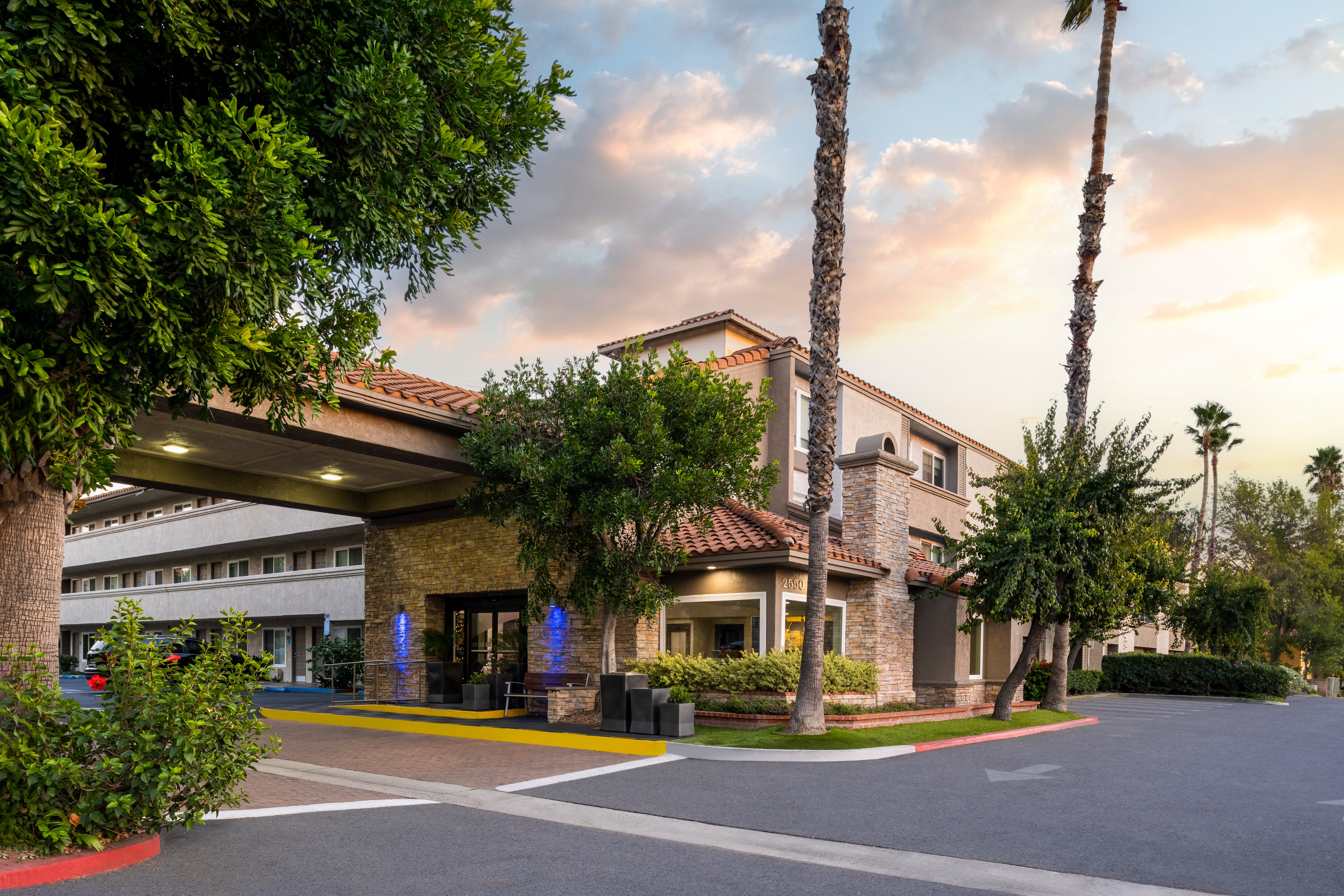 holiday inn express simi valley by ihg
