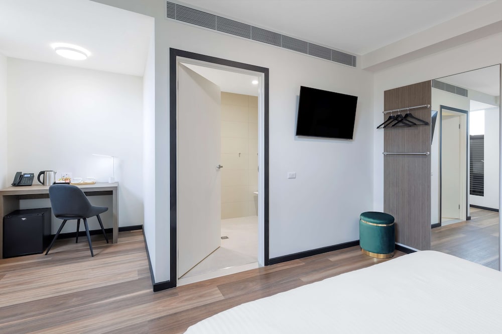 best western queen victoria market hotel