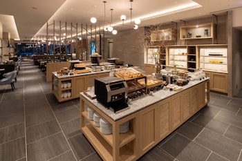 doubletree by hilton toyama