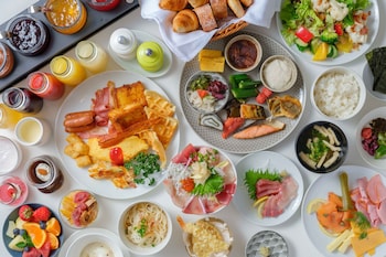 doubletree by hilton toyama