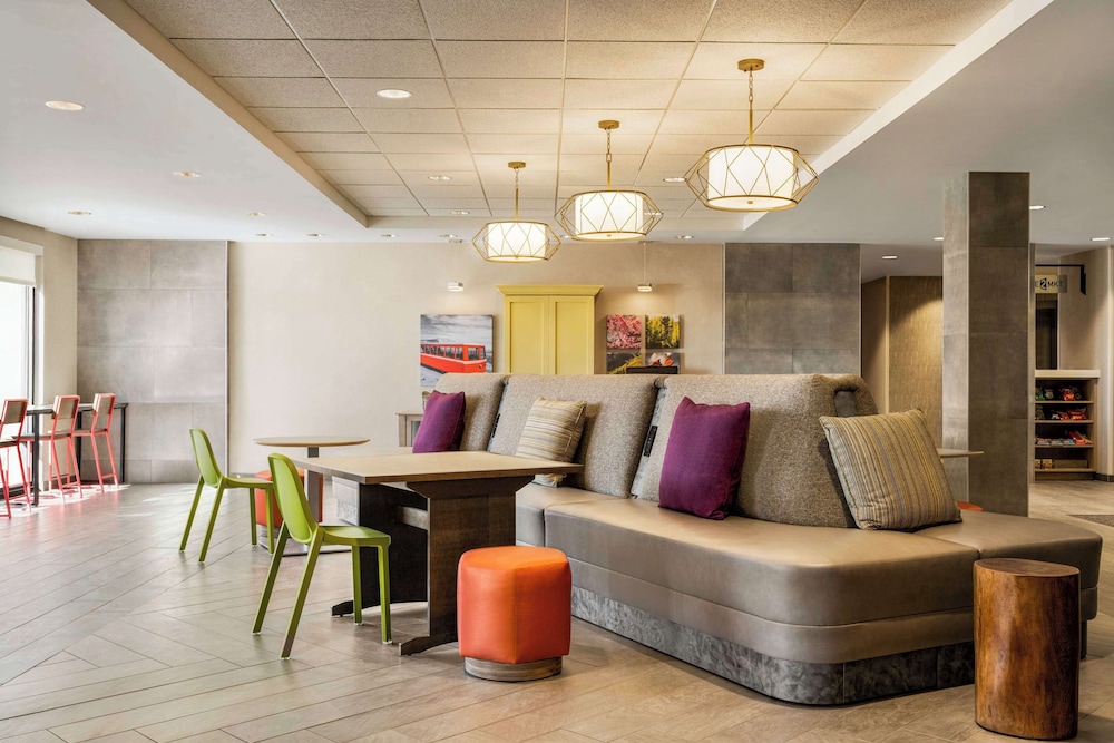 home2 suites by hilton colorado springs i 25 central