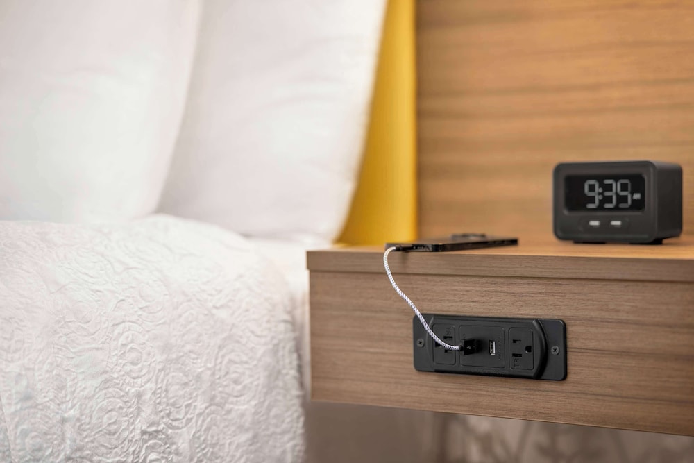 home2 suites by hilton colorado springs i 25 central