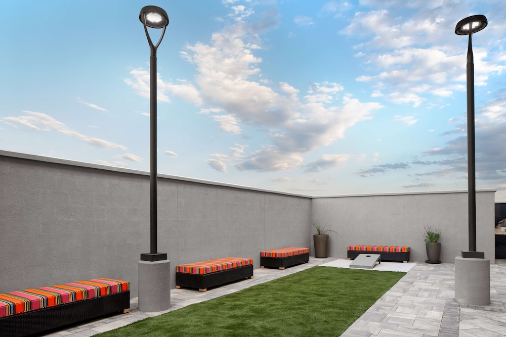 home2 suites by hilton hobbs