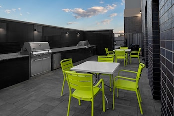 home2 suites by hilton hobbs