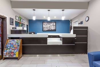 Super 8 By Wyndham Bakersfield South Ca,Kern County>>Bakersfield,2 star
