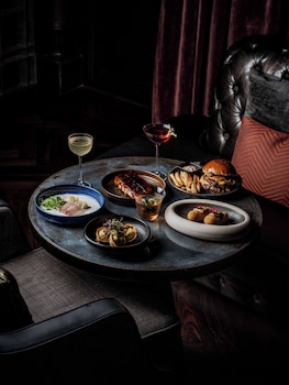 conrad singapore orchard