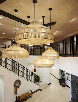the eddy hotel tucson tapestry collection by hilton