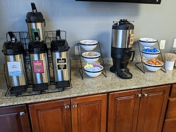 comfort inn and suites
