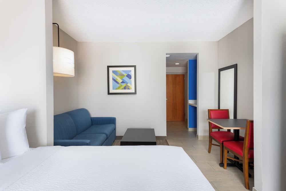 holiday inn express and suites spring hill by ihg