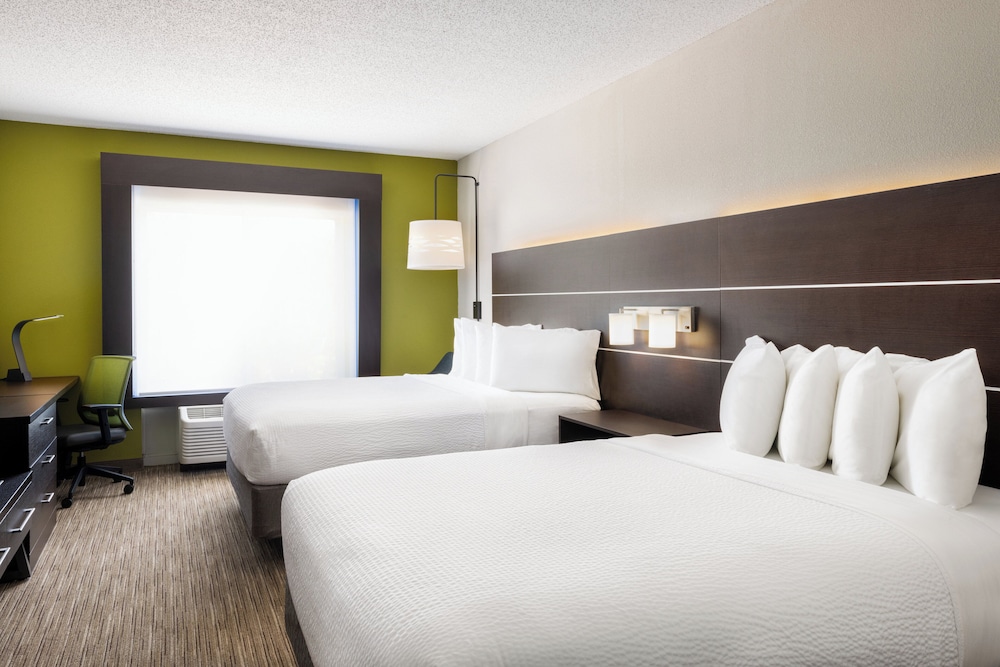 holiday inn express and suites spring hill by ihg