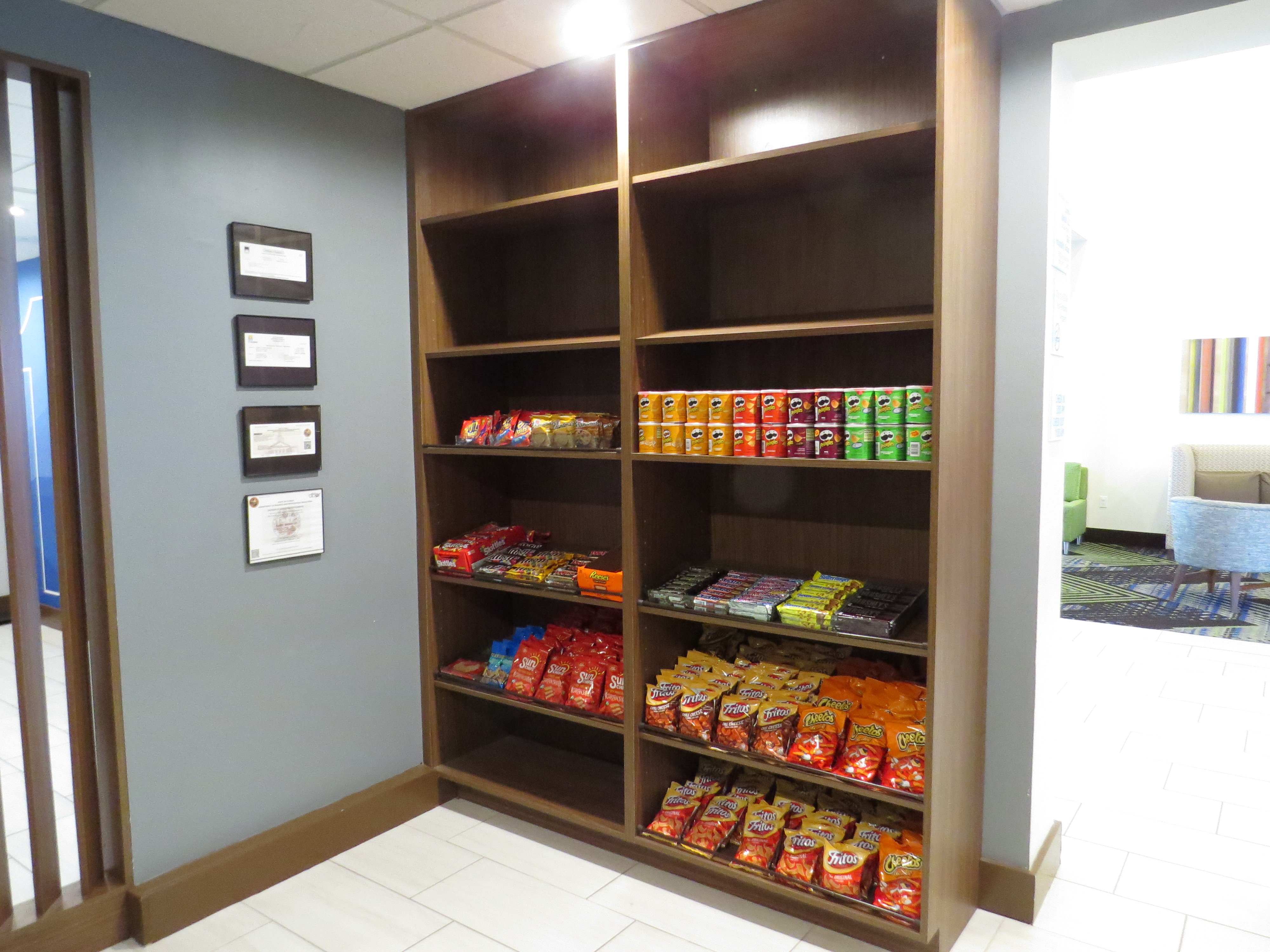 holiday inn express and suites spring hill by ihg
