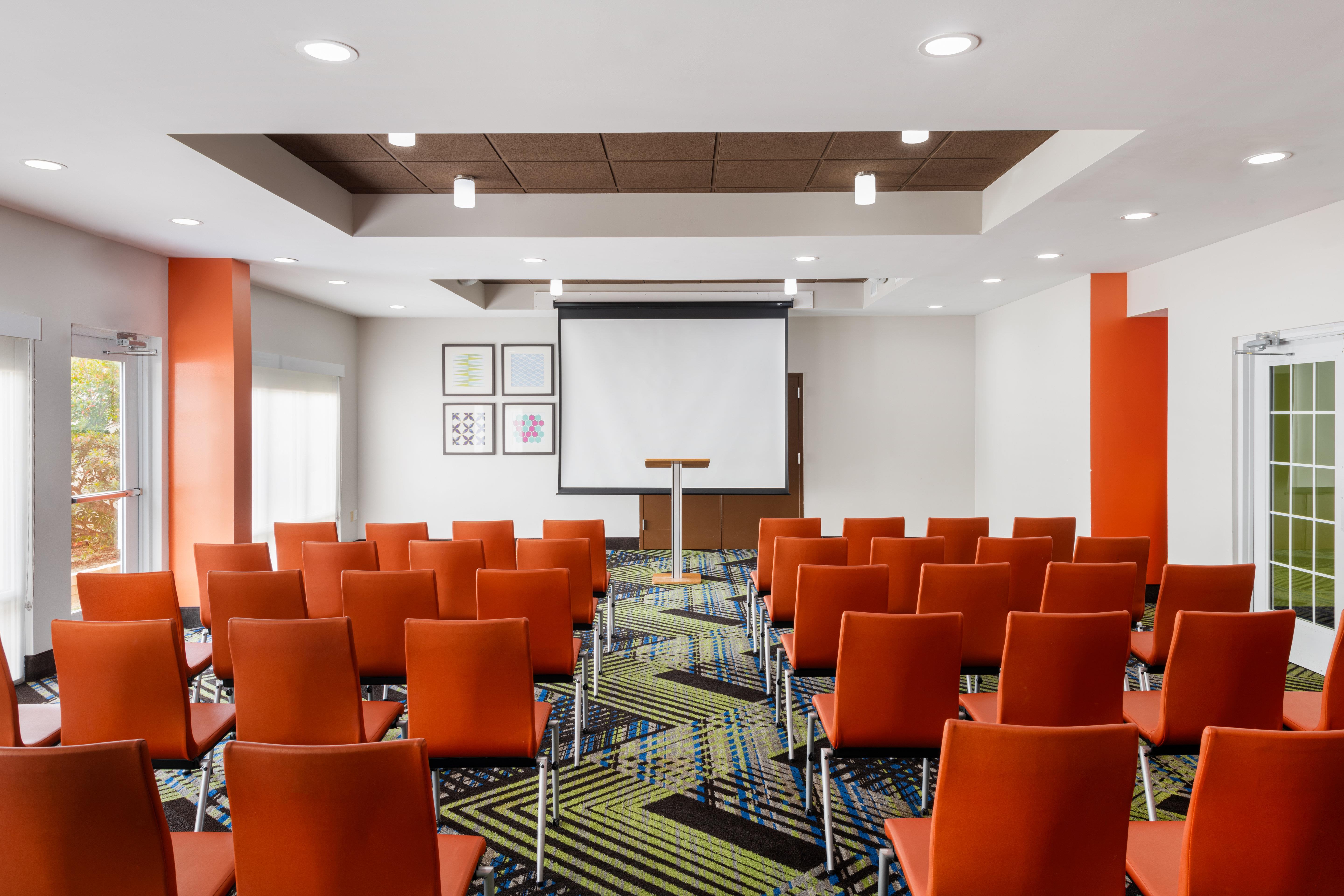 holiday inn express and suites spring hill by ihg