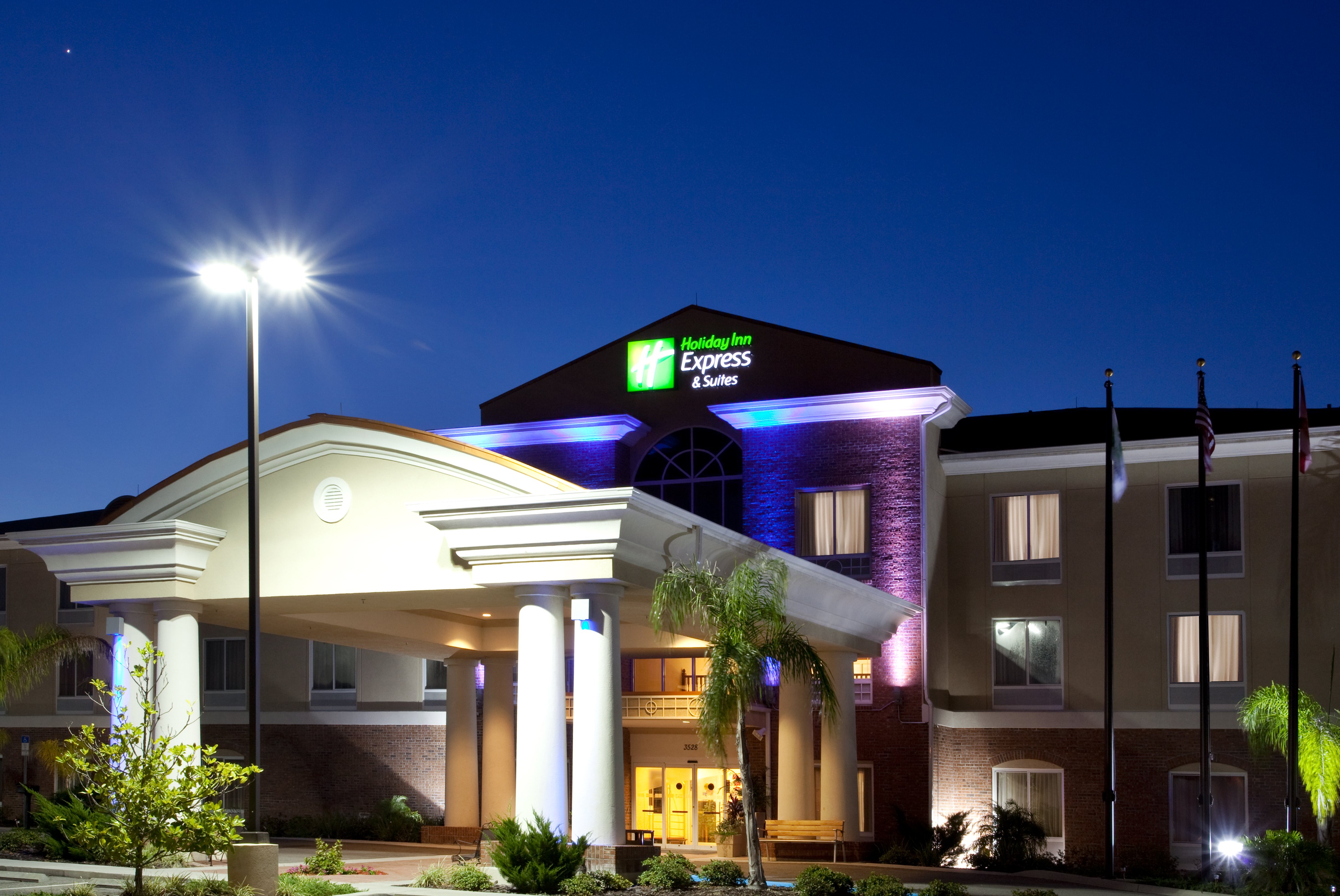 holiday inn express and suites spring hill by ihg