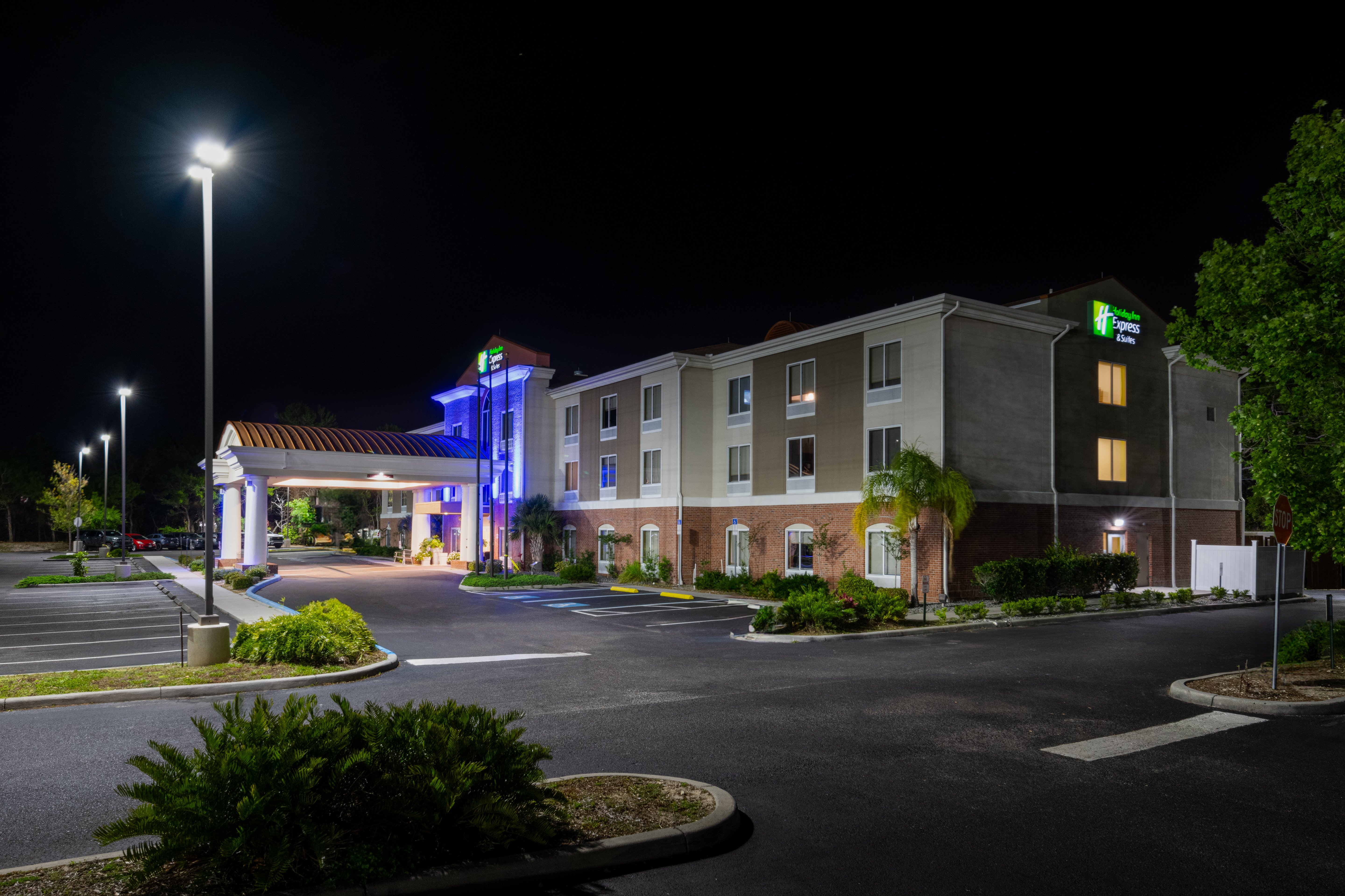 holiday inn express and suites spring hill by ihg