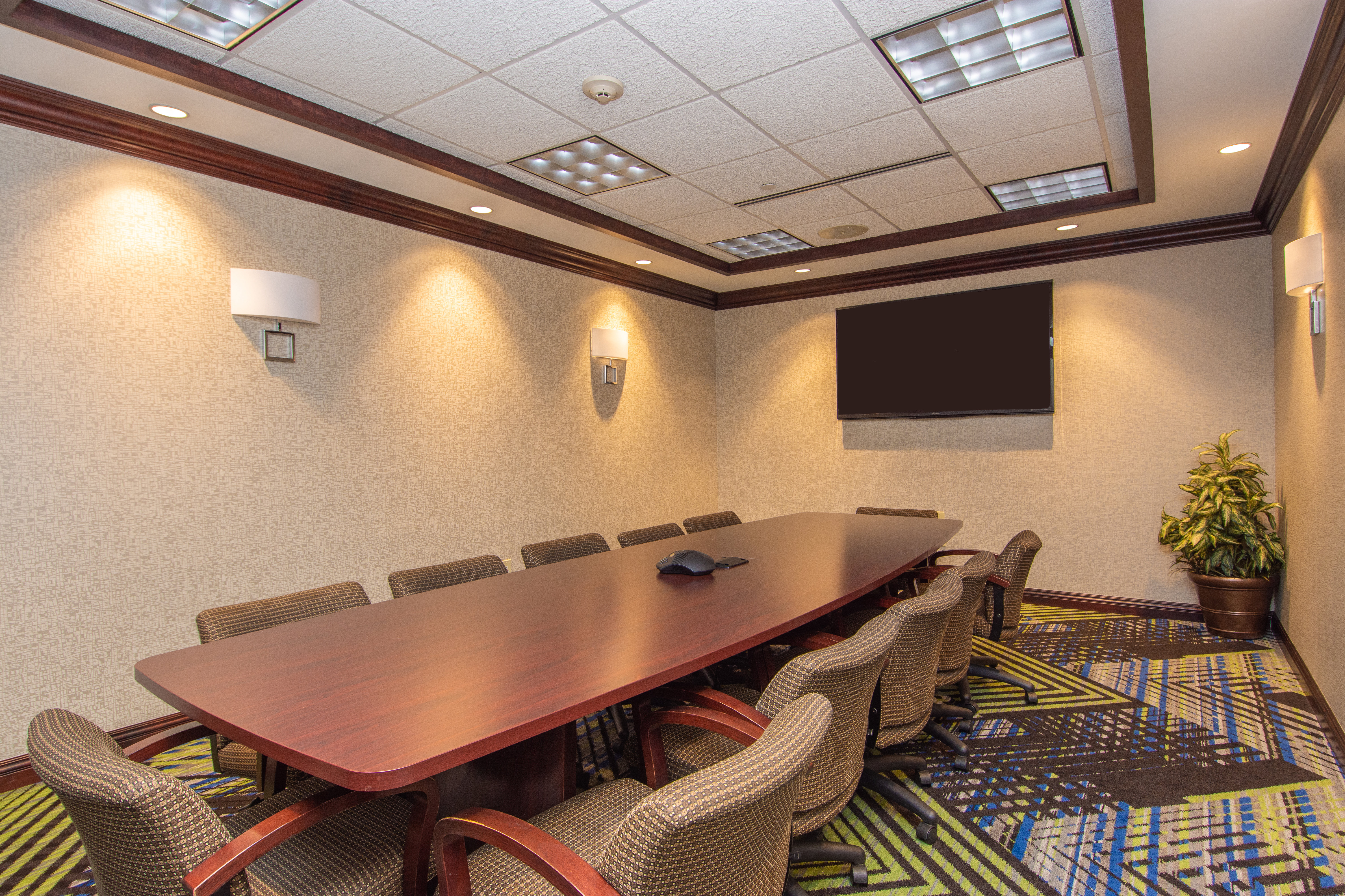 holiday inn express and suites springfield medical district by ihg