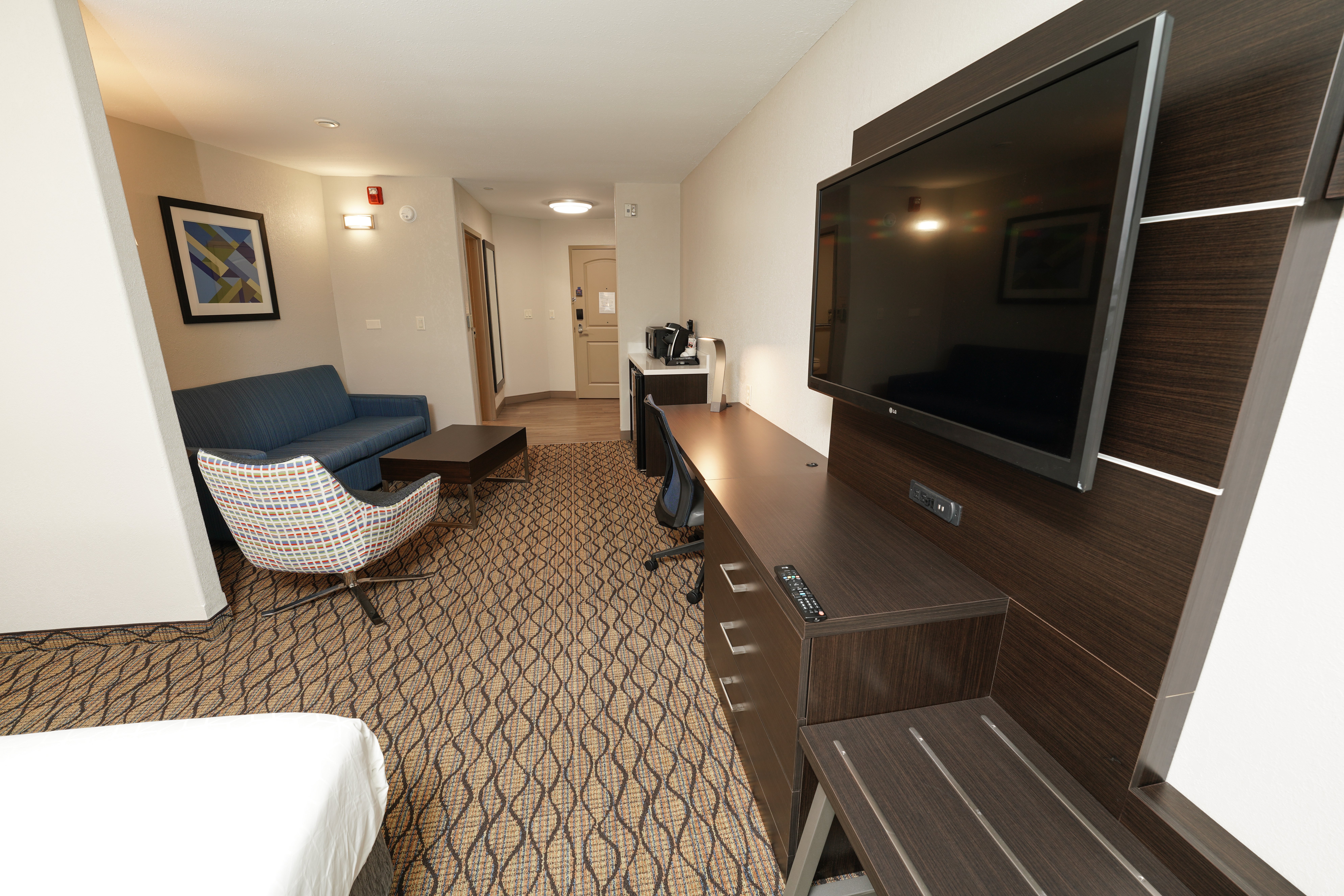 holiday inn express and suites springfield medical district by ihg