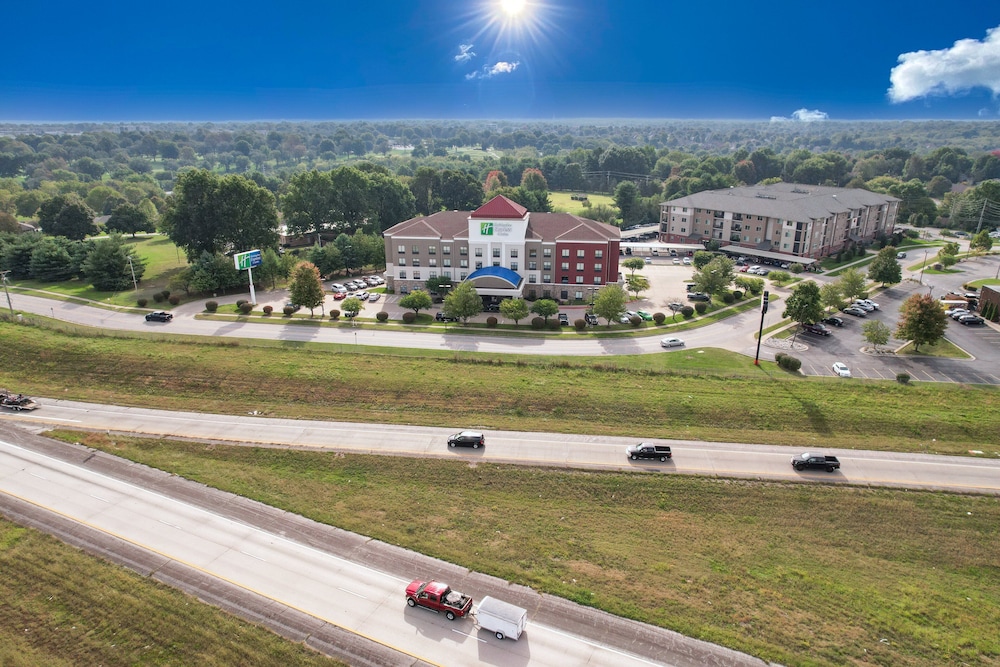 holiday inn express and suites springfield medical district by ihg