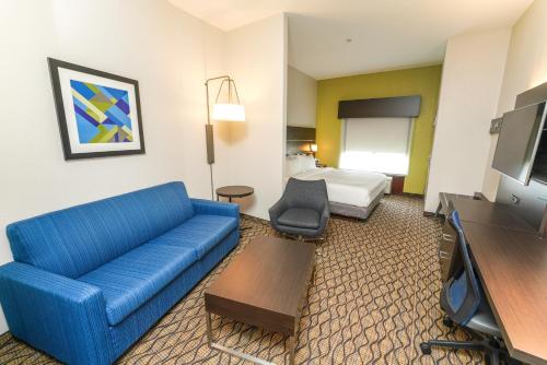 holiday inn express and suites springfield medical district by ihg