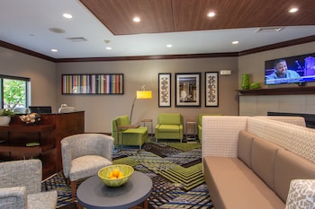Holiday Inn Express And Suites Springfield Medical District By Ihg,Springfield>>Missouri,3 star