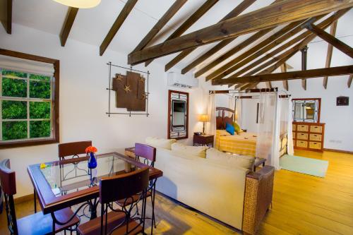 true blue bay resort