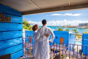 true blue bay resort