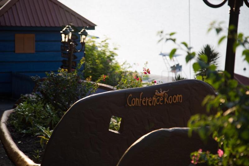 true blue bay resort