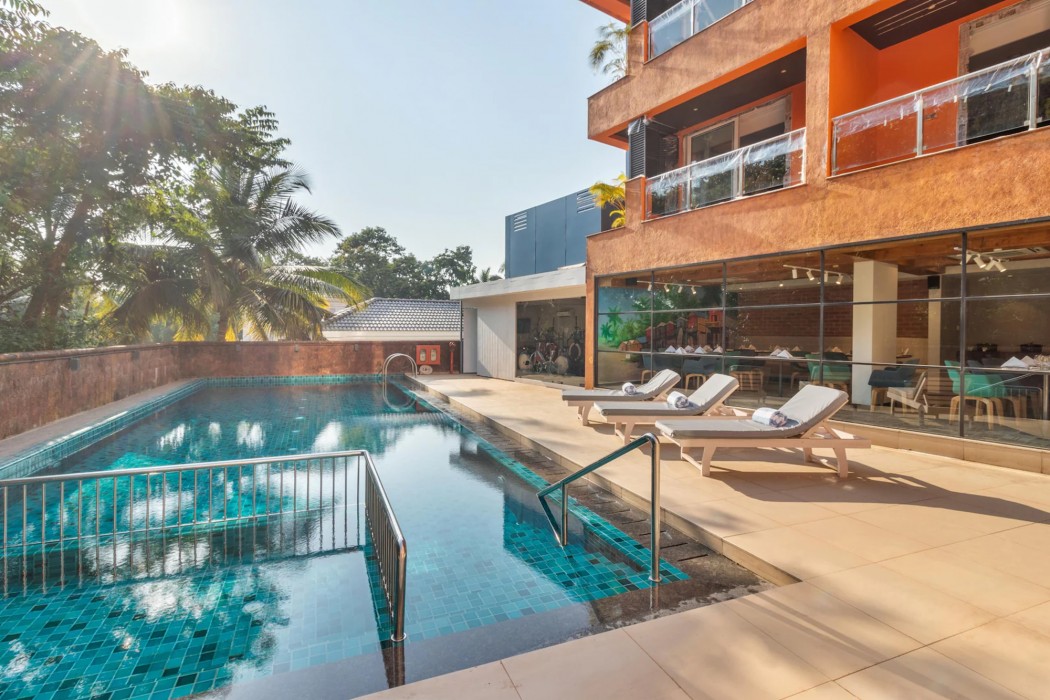 golden tulip vagator goa