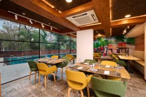 golden tulip vagator goa