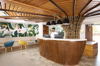 golden tulip vagator goa