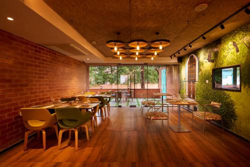 golden tulip vagator goa