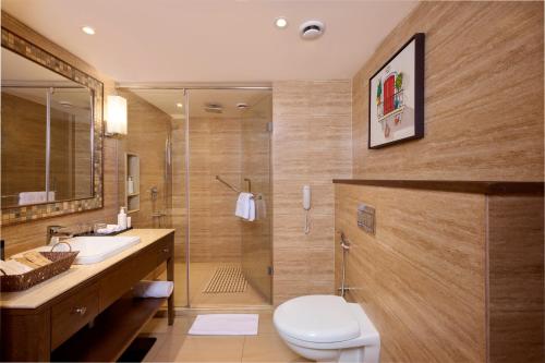 golden tulip vagator goa