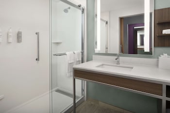 hilton garden inn pensacola downtown