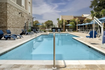 hilton garden inn pensacola downtown