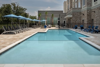hilton garden inn pensacola downtown