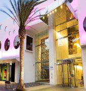 hilton surfers paradise hotel and residences